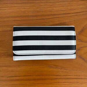 Kut from the Kloth Wallet Card Holder Black White Stripe NEW